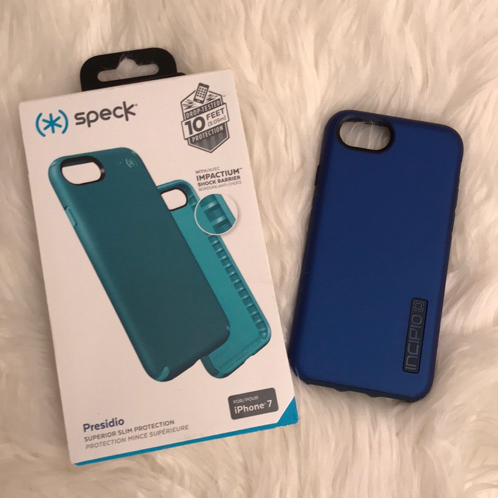 Set of two iPhone 7 cases
